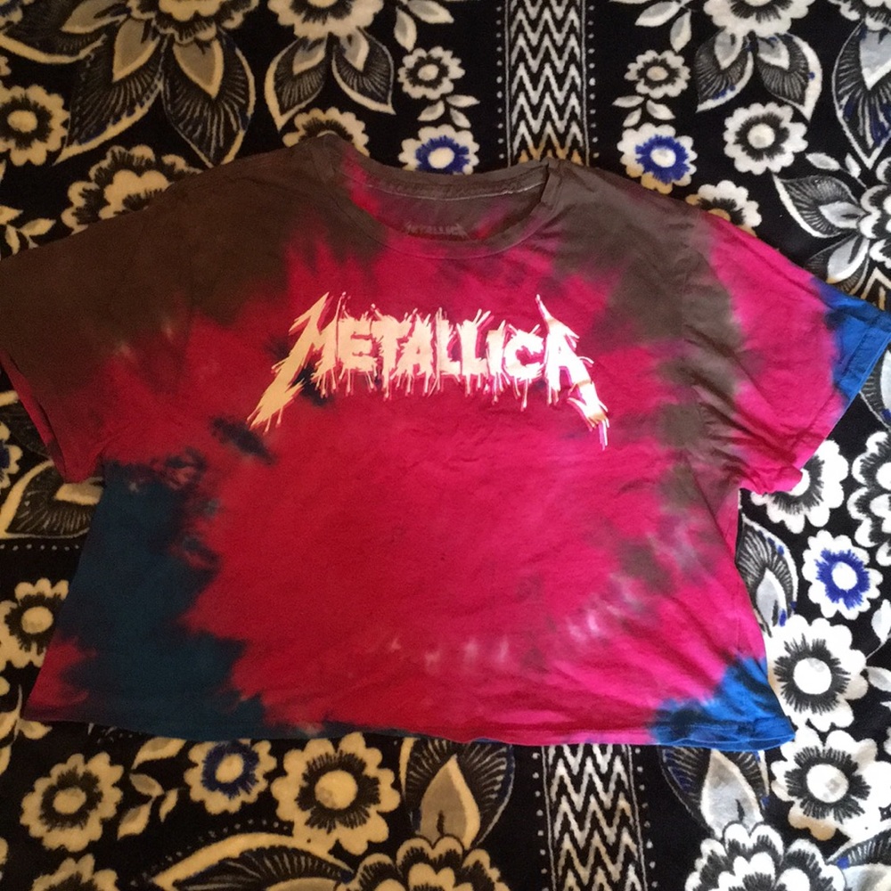 Reposh Metallica shirt